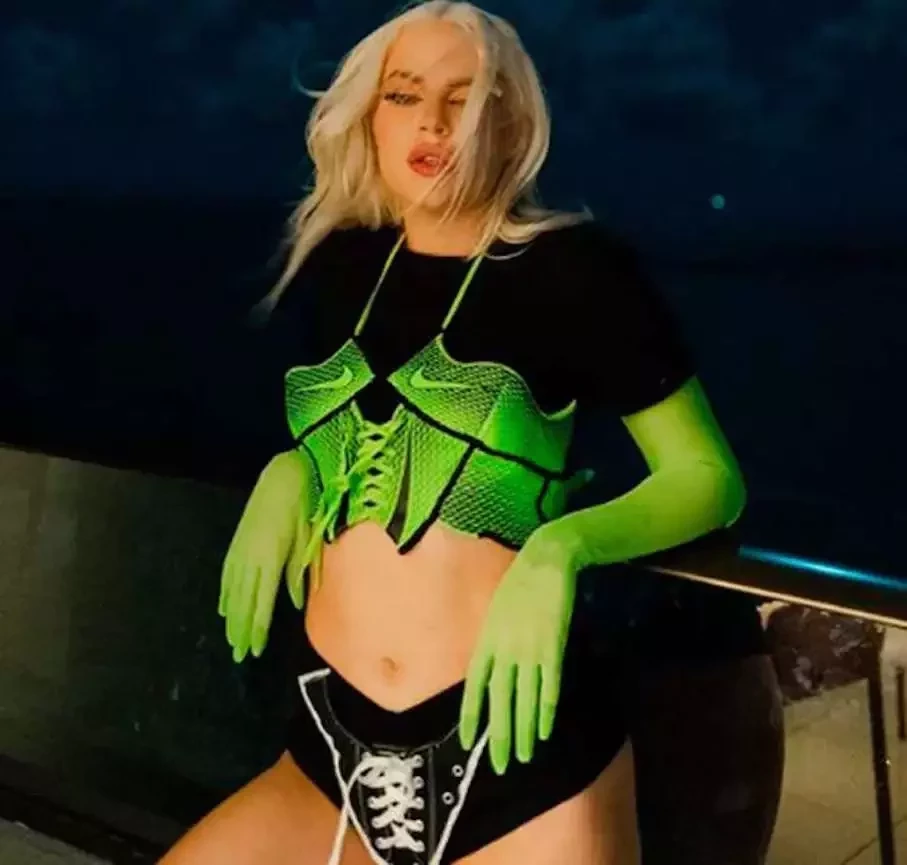 Look em formato de tênis