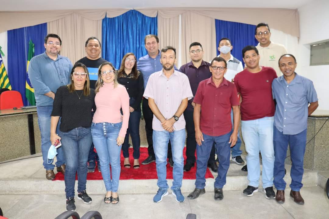 Prefeitura de Monsenhor Gil prestando conta de suas atribuições - Imagem 1