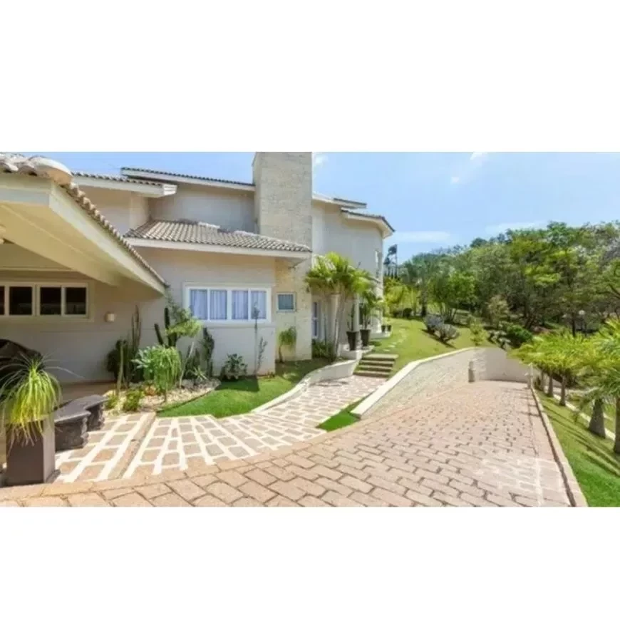 Rick, dupla de Renner