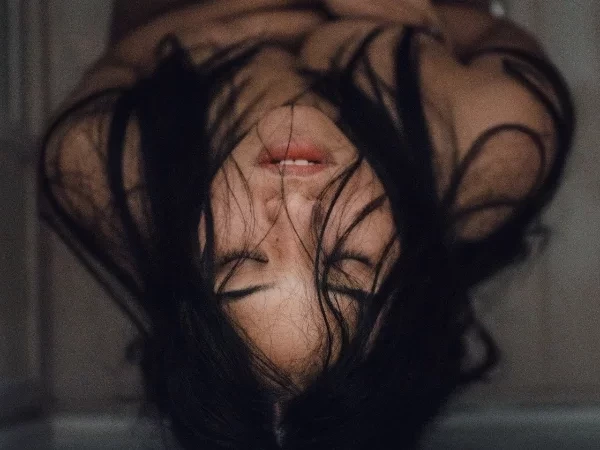 Aprenda nove posições sexuais diferentes para inovar na hora do sexo oral 