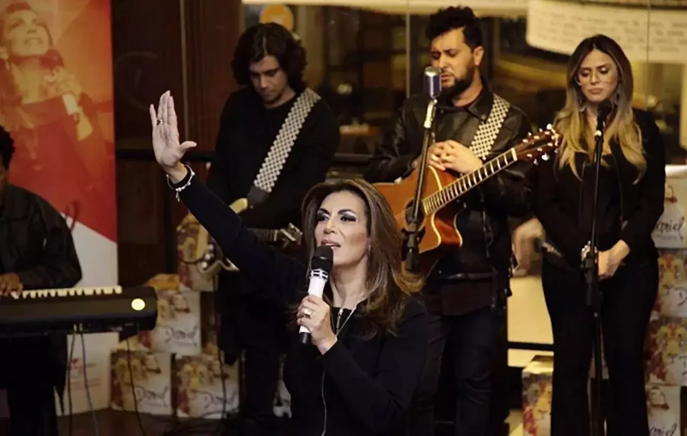 Fortunas! Saiba quais são os cantores gospel mais bem pagos do Brasil - imagem 100438