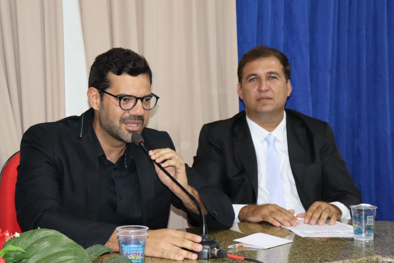 Posse do novo vereador de Monsenhor Gil, Lourão da Canafístula  - Imagem 17