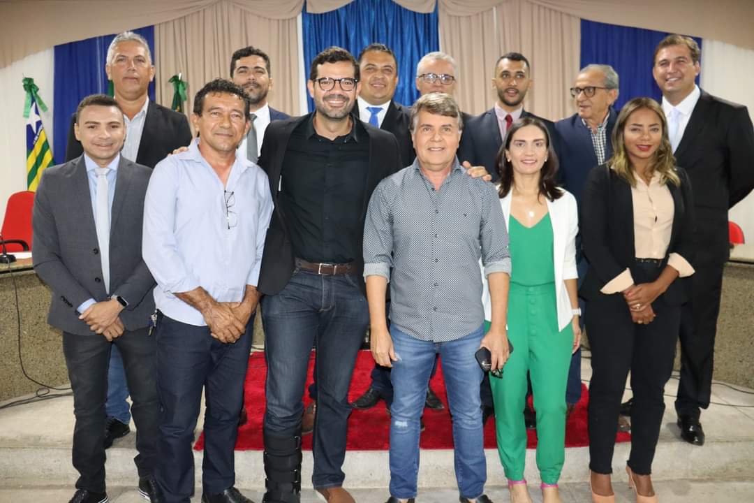 Posse do novo vereador de Monsenhor Gil, Lourão da Canafístula  - Imagem 13