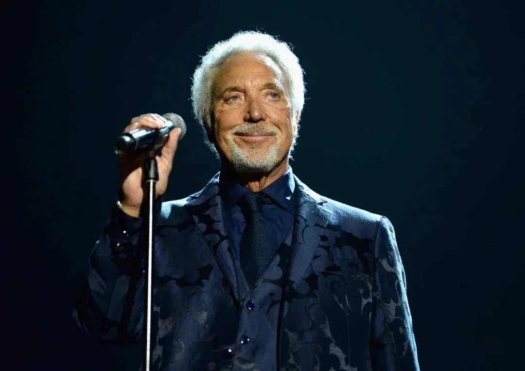 Tom Jones 