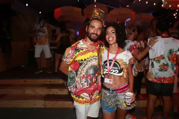 Modernos? 10 Famosos que vivem relacionamentos abertos e você não sabia - imagem 113879