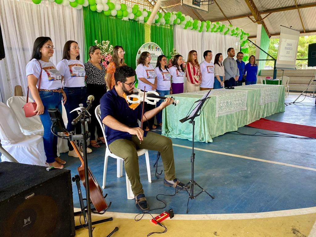 Encontro pedagógico com profissionais da educação em Esperantina - Imagem 3