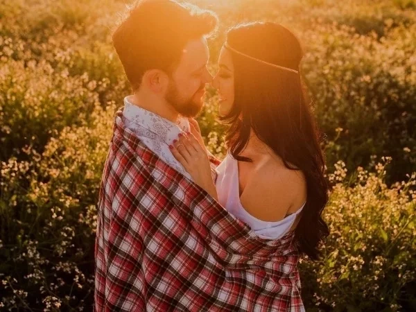 Veja 12 combinações dos signos do zodíaco que formam o casal perfeito