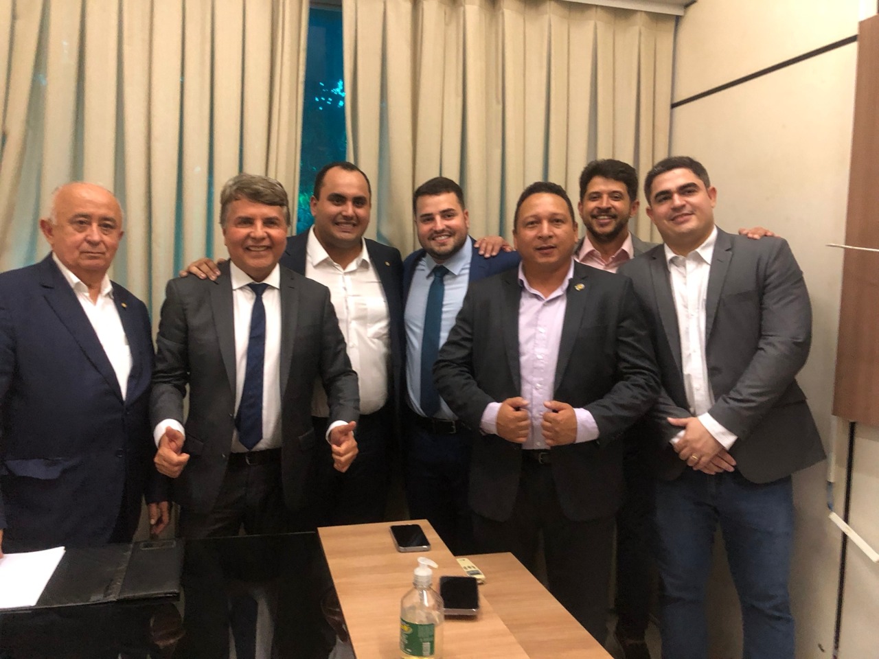 Prefeito João Luiz toma posse como presidente da AMPAR nesta terça feira  - Imagem 1