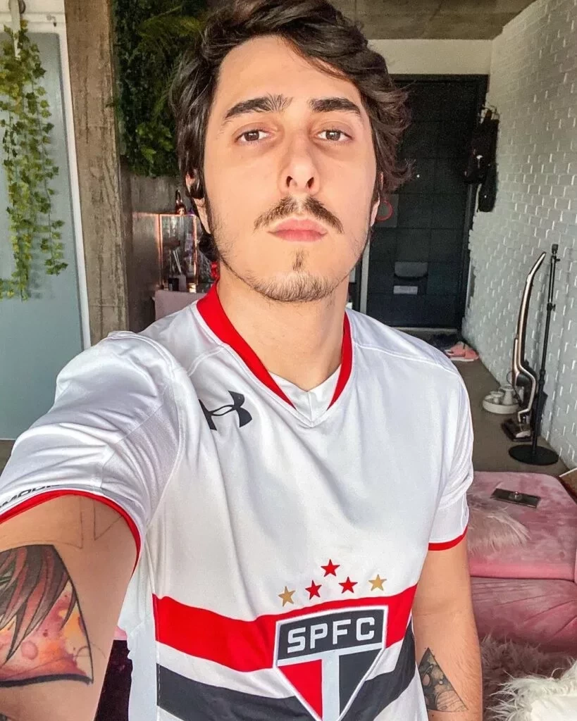 Se surpreenda com o valor da fortuna dos influencers mais ricos do Brasil - imagem 111997