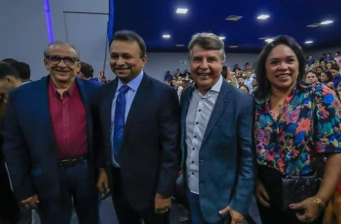 Prefeito João Luiz e presidente da AMPAR participa de posse em Teresina - Imagem 2