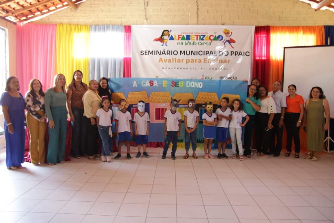 Secretaria Municipal de Educação realiza Seminário PPAIC em Monsenhor Gil  - Imagem 4