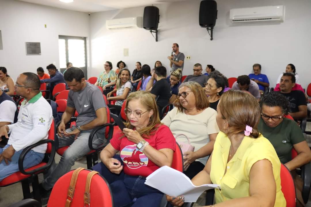 Prefeitura de Monsenhor Gil. Novo plano de cargos e salários do servidor  - Imagem 5