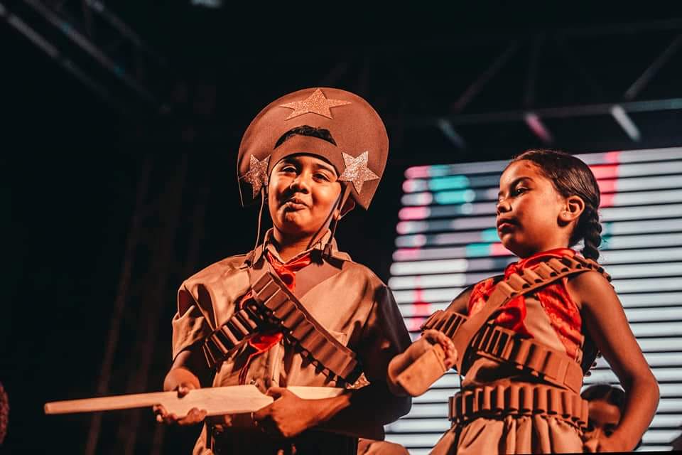 Prefeito João Luiz homenageia vaqueiros e vaqueiras de Monsenhor Gil  - Imagem 4