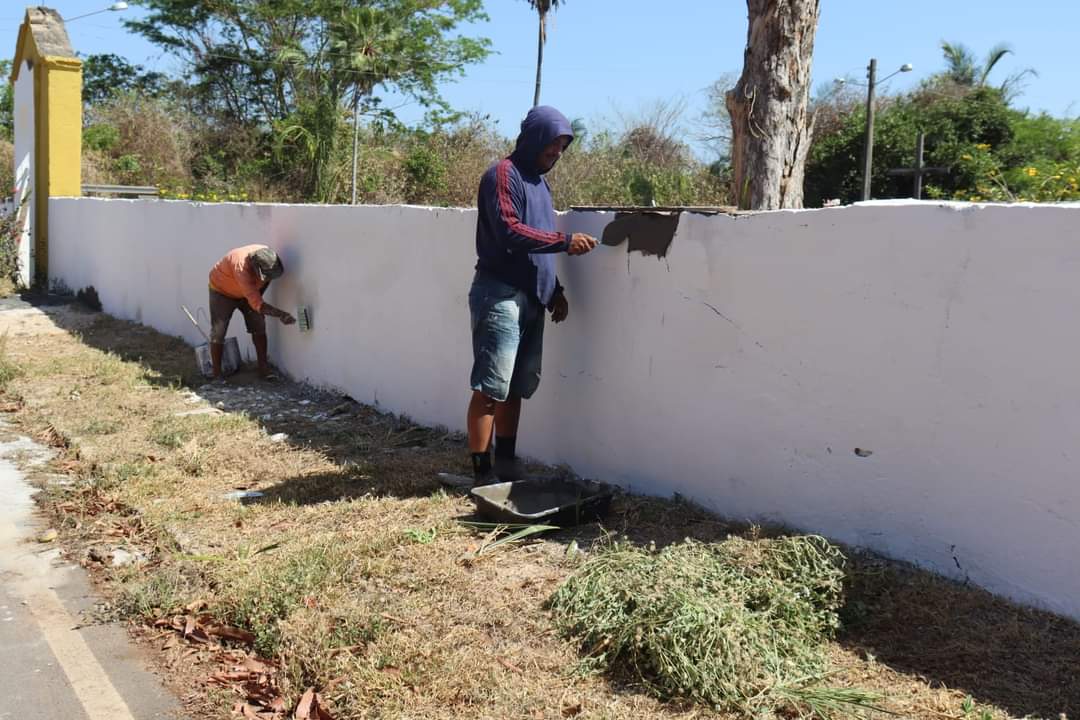 Prefeitura de Monsenhor Gil prepara cemitérios para o Dia de Finados  - Imagem 3