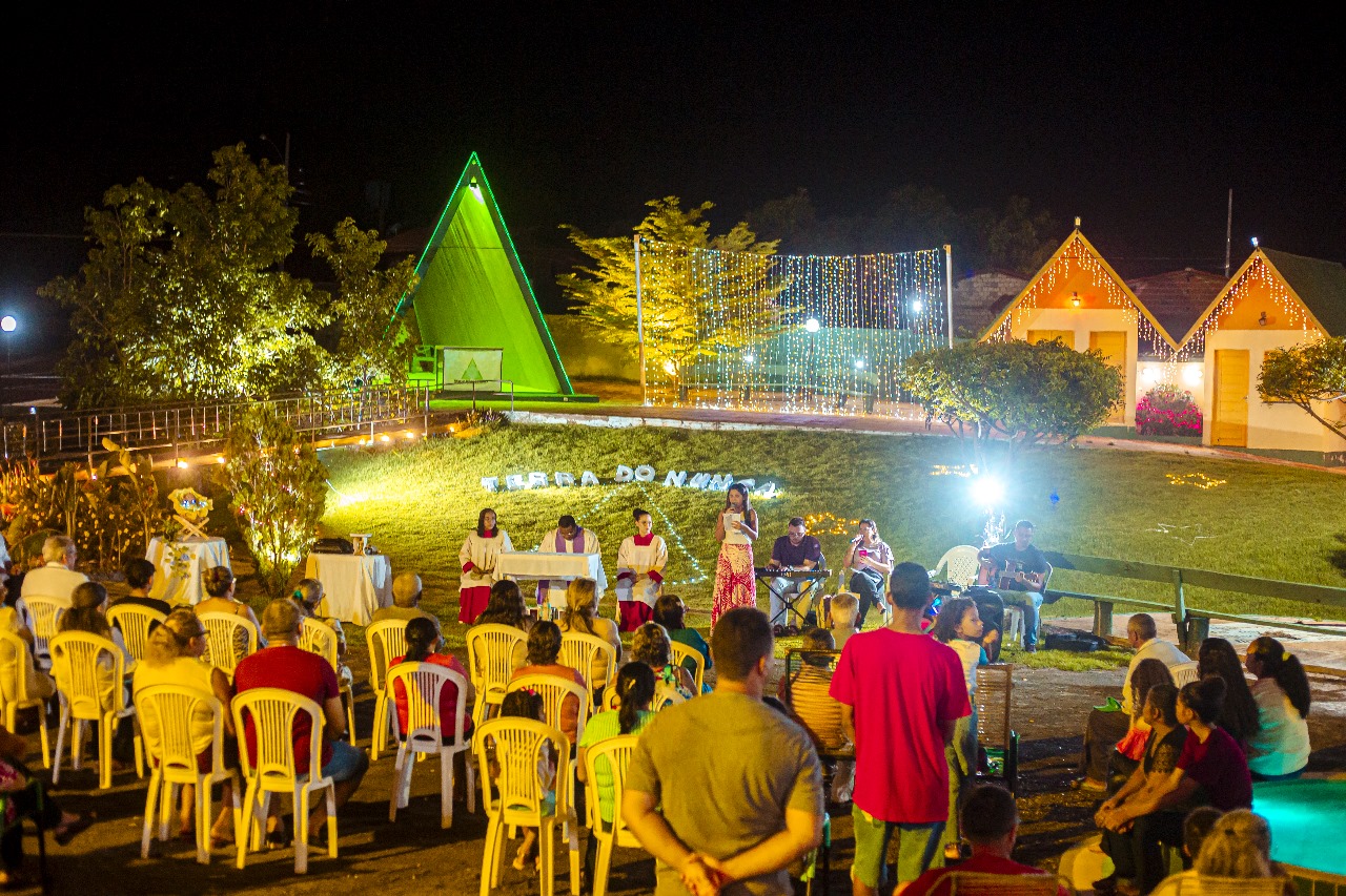A noite de Natal do Rancho Terra do Nunca em Monsenhor Gil  - Imagem 15