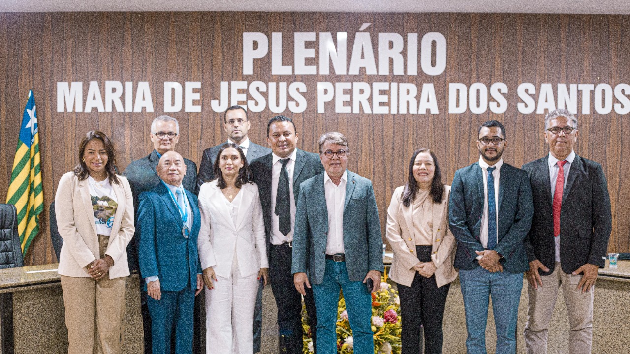 Des. José Ribamar Oliveira recebe Mérito Legislativo em Monsenhor Gil - Imagem 12