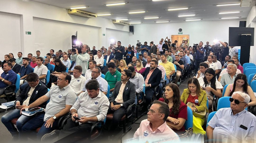 Uruçuí participa de assembleia que discute a concessão dos serviços de água
