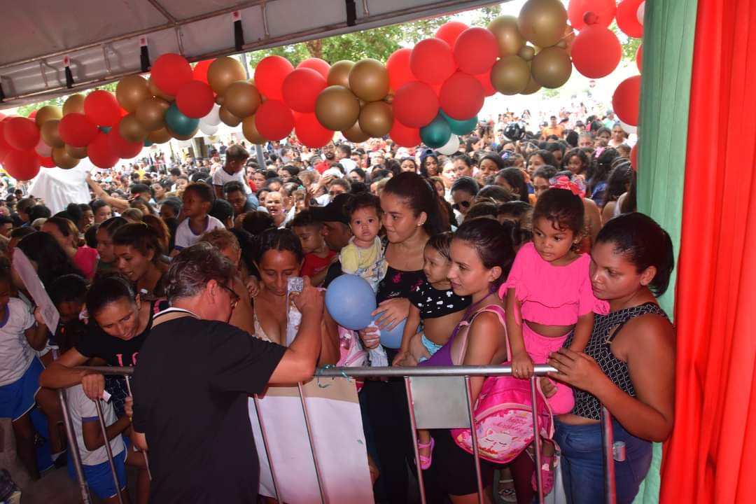 Teve festa sim! Para as crianças de Monsenhor Gil festejando seus 60 anos  - Imagem 15