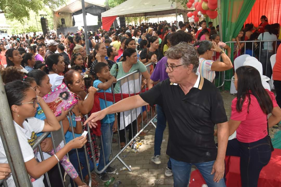Teve festa sim! Para as crianças de Monsenhor Gil festejando seus 60 anos  - Imagem 13