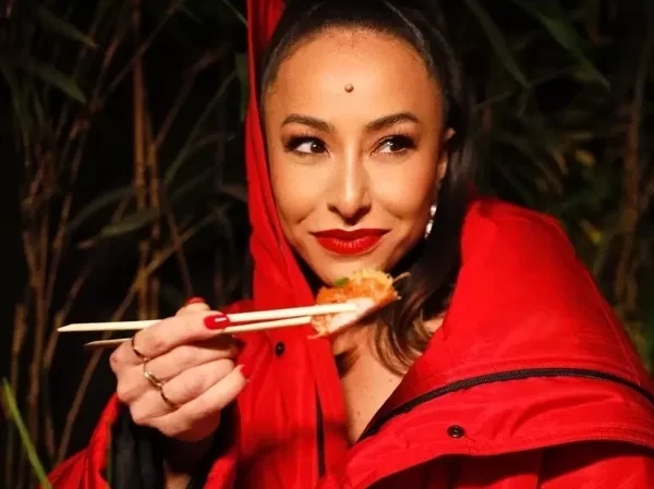 Sato, Gagliasso. Veja quanto custa comer no restaurante dessas celebridades