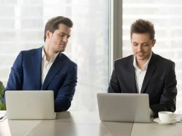 Prepare o banho de sal grosso: estes cinco signos sentem muita inveja