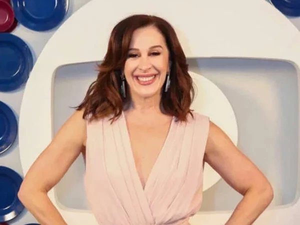 Além de Claudia Raia! 15 famosas que foram mães depois dos 40 anos