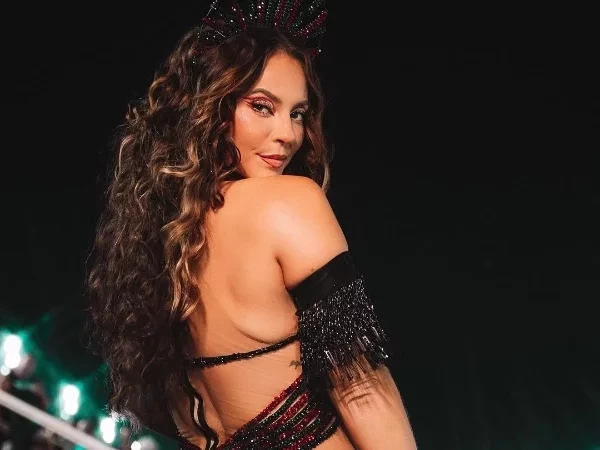 Como estão as atrizes que já foram assistentes de palco no passado? 