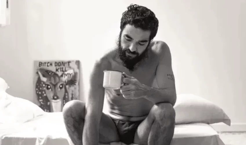 Tamanho é documento? Veja 10 famosos que têm fama de bem dotados - imagem 116134