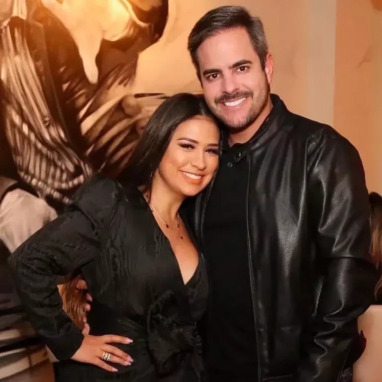 Dificuldade no anal, pum na hora H e marido dotado: as confissões de Simone - imagem 116157