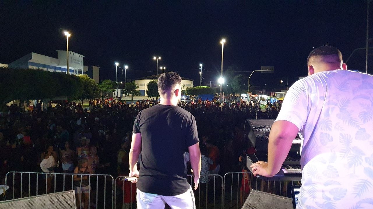Carnaval da Gente valoriza artistas locais e gera renda em Oeiras