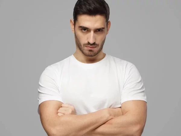 Melhor ficar longe! 4 signos mais violentos do zodíaco; você está na lista?