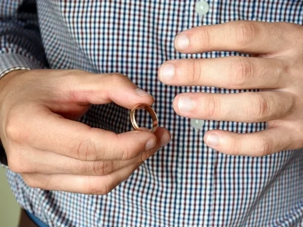 Iêê, infiel! Veja os signos do zodíaco que são espertos em esconder traição