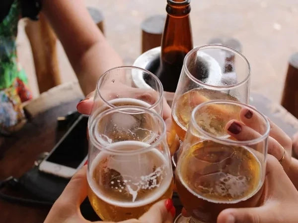 Quais signos mais gostam de beber? Descubra se o seu está entre eles