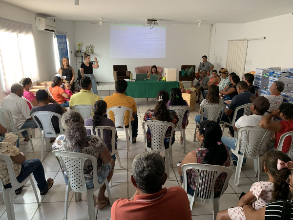 Prefeitura realiza reunião com produtores da agricultura familiar