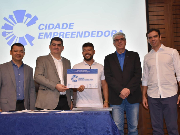 Secretário de Fazenda no lançamento do programa Cidade Empreendedora