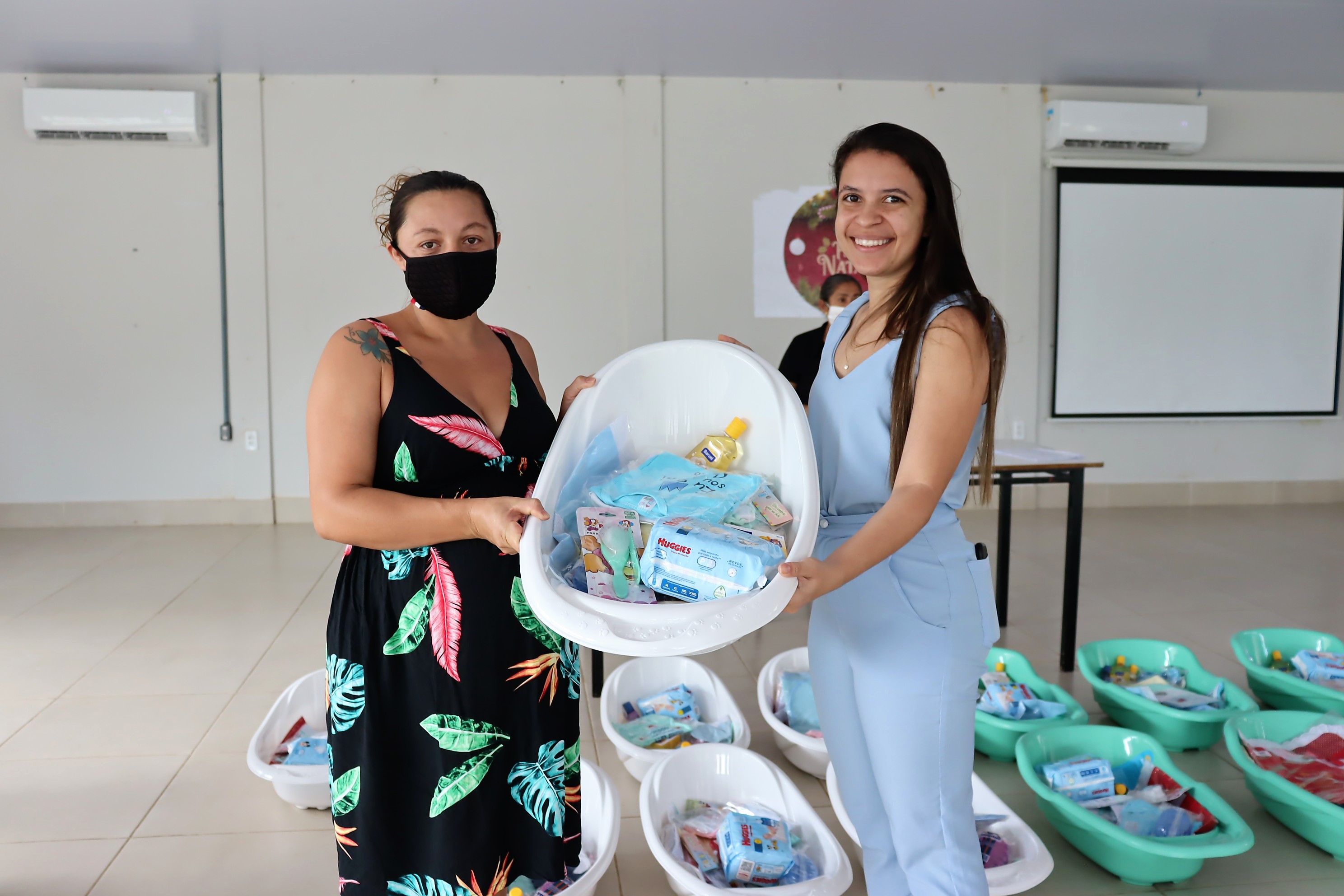 Assistência Social entrega enxovais à gestantes - Imagem 5