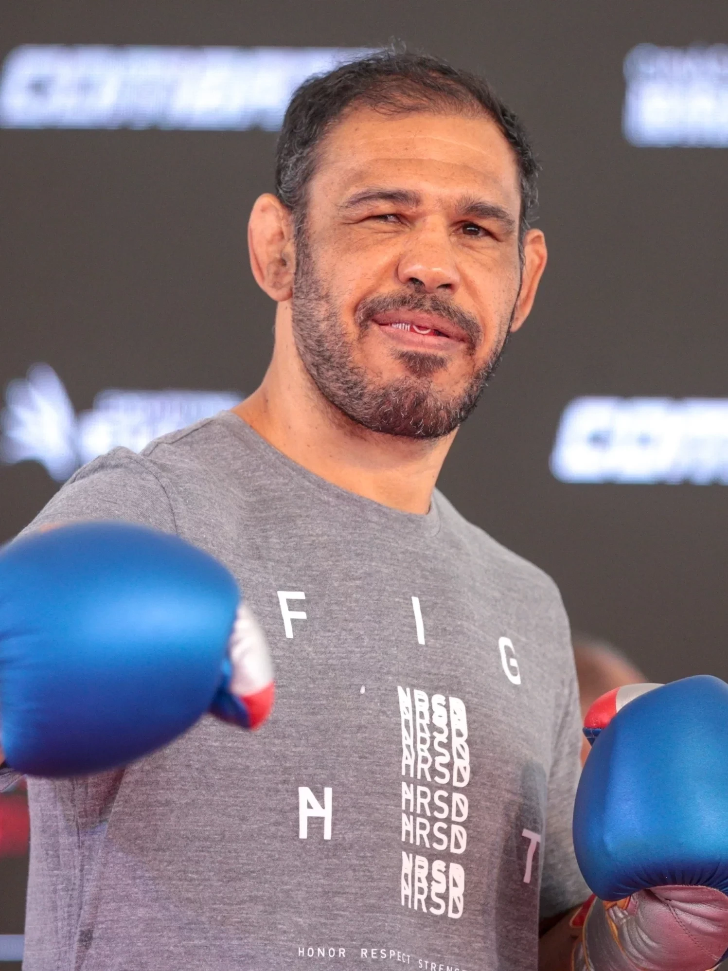 Confira as histórias do cantor Naldo Benny: Chris Brown e  Gisele Bündchen - imagem 118198