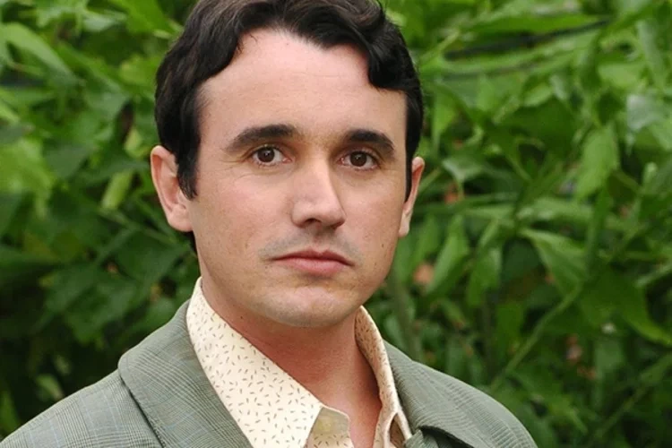 Se surpreenda com 10 atores de O Clone que nos deixaram e você não sabia - imagem 118221