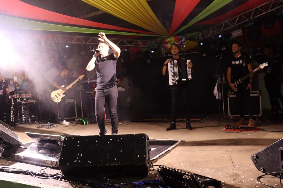 Carnaval de Monsenhor Gil se consolida pela organização e segurança - Imagem 33