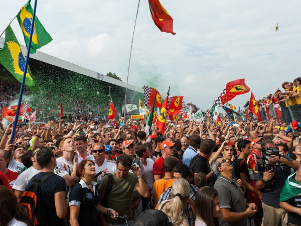 Felipe Drugovich participa de pré-temporada da F1