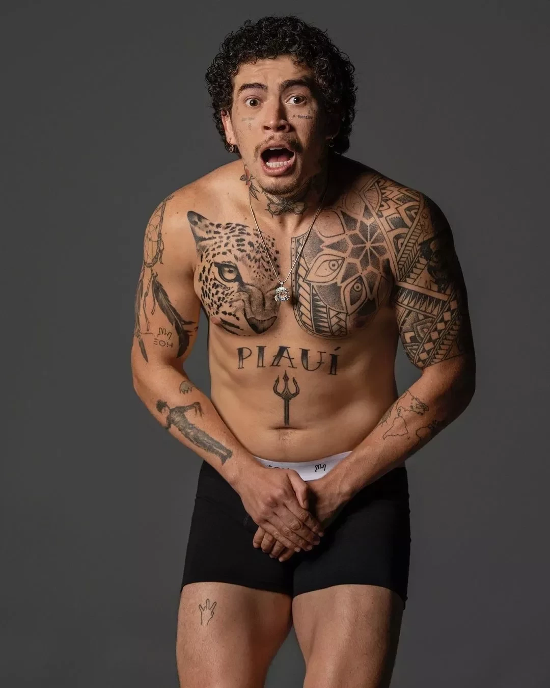 Whindersson Nunes posa só de cueca e volume chama atenção na web - imagem 118401