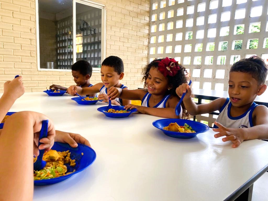 Secretaria de Educação oferece alimentação de qualidade.  - Imagem 5