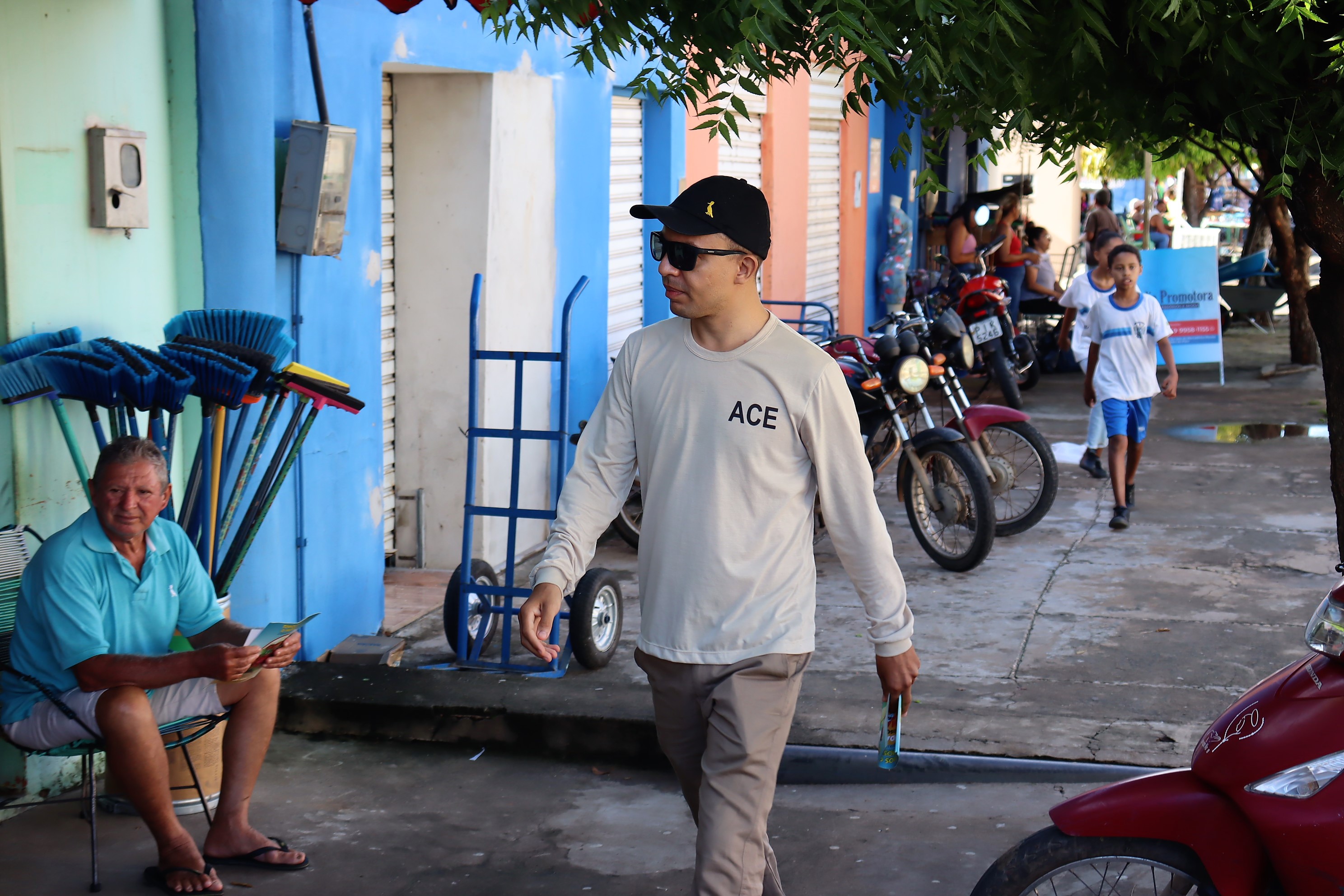 Caminhada incentiva a população para se proteger contra o Aedes Aegypti - Imagem 8