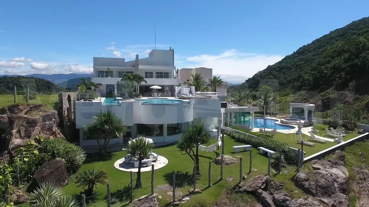 Conheça a luxuosa mansão no Guarujá deixada por Pelé para a viúva Márcia - imagem 117305