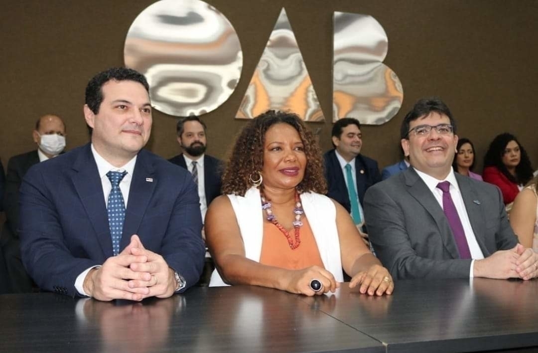 Monsenhor Gil participa da vinda da Ministra da Cultura em Teresina 