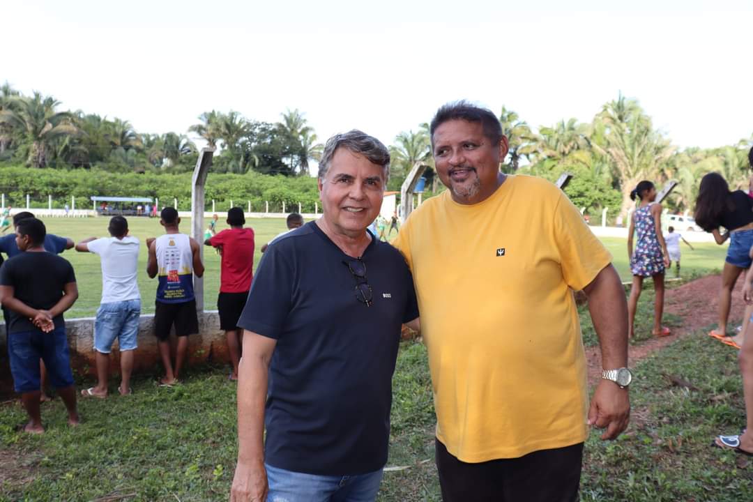 Prefeito João Luiz faz abertura do Campeonato da Canafístula  - Imagem 12