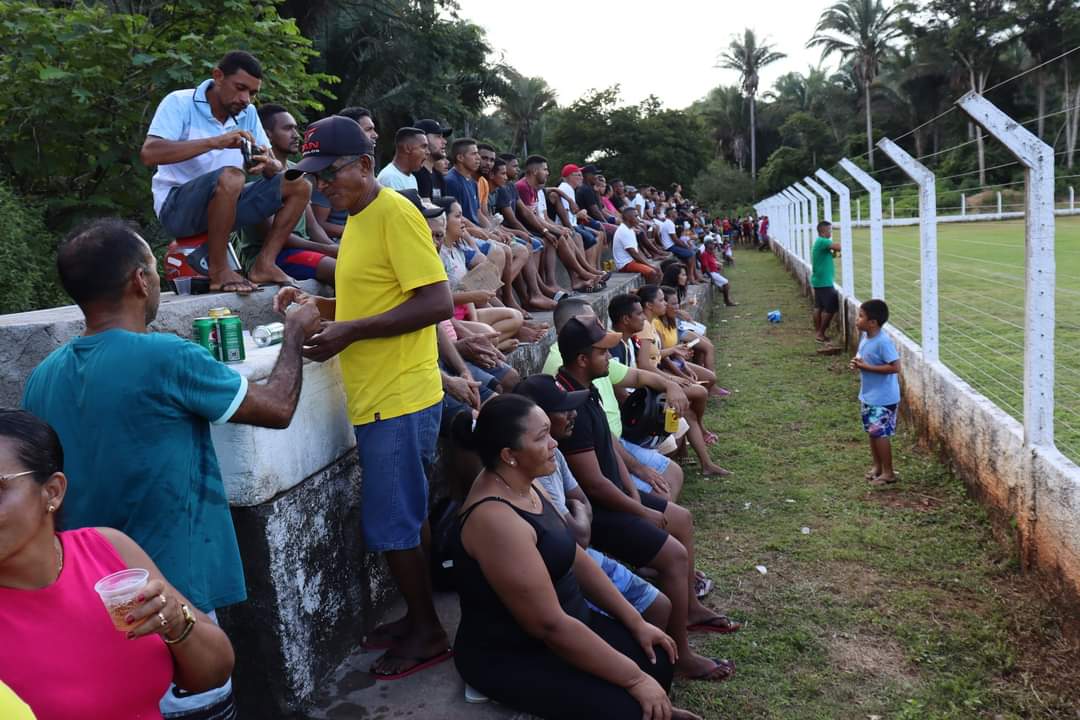 Prefeito João Luiz faz abertura do Campeonato da Canafístula  - Imagem 14