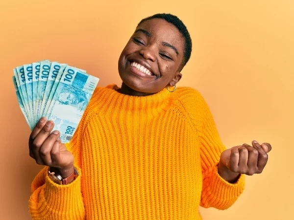 Os 4 signos que gastam mais do que têm! Descubra se o seu está entre eles