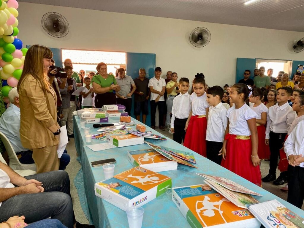 Prefeitura entrega reforma e ampliação de escola na grande Lagoa Seca - Imagem 4