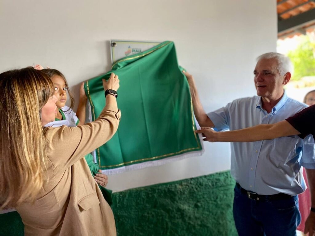 Prefeitura entrega reforma e ampliação de escola na grande Lagoa Seca - Imagem 12